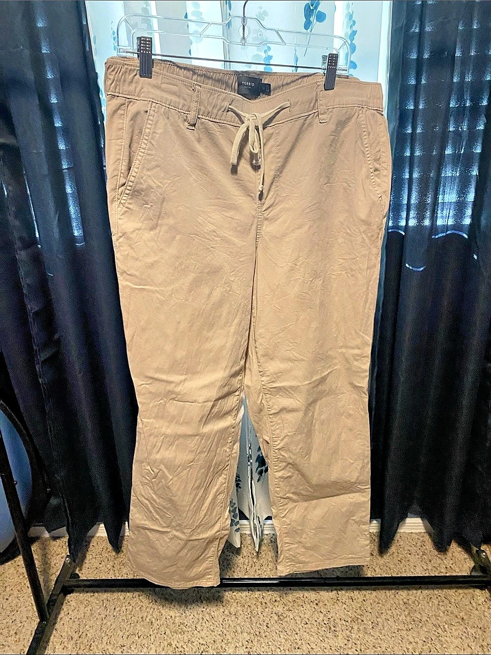 Torrid Straight Leg Drawstring Pants in Brown Size 12